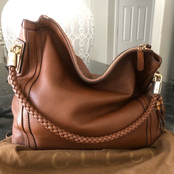 Gucci Handbags - NWOT Gucci brown leather bag